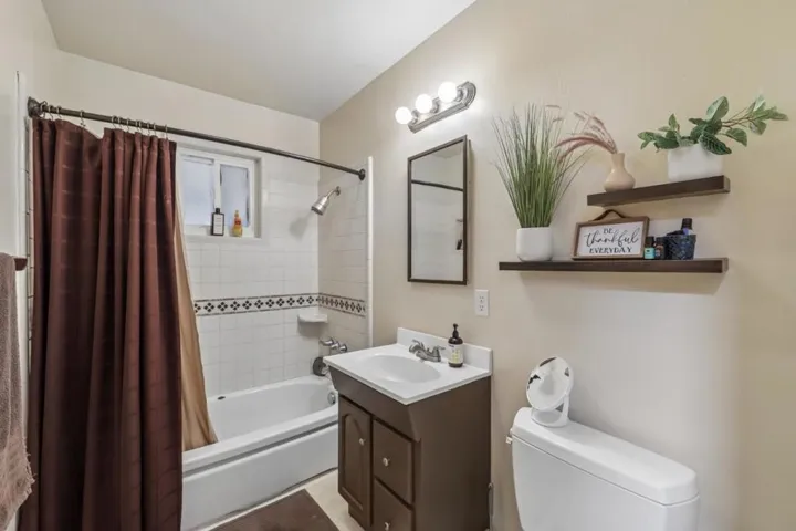 1223 Kiely Boulevard, Santa Clara, California 95051