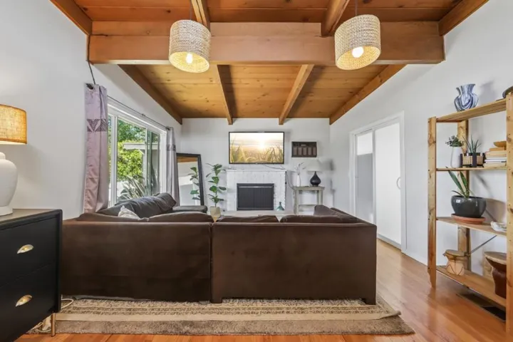 1223 Kiely Boulevard, Santa Clara, California 95051