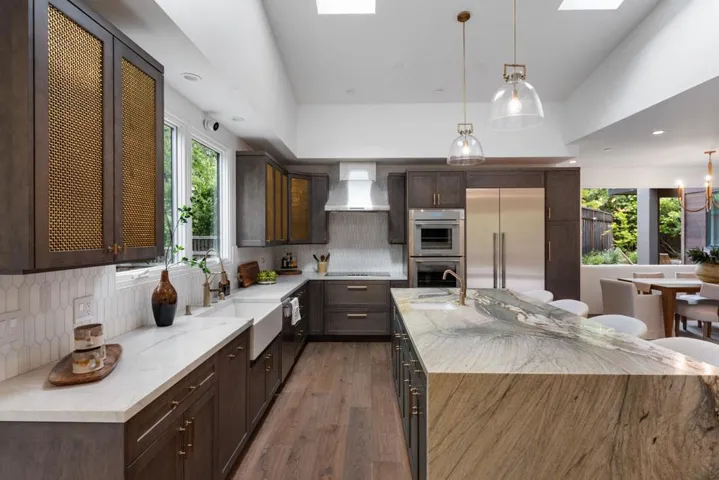 141 Lake Road, Portola Valley, California 94028