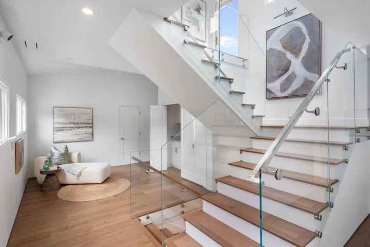 141 Lake Road, Portola Valley, California 94028