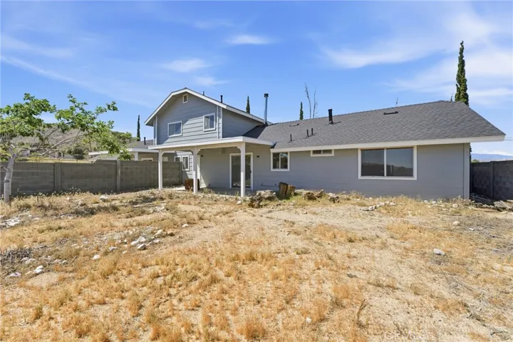7281 Sherwood, Joshua Tree, California 92252
