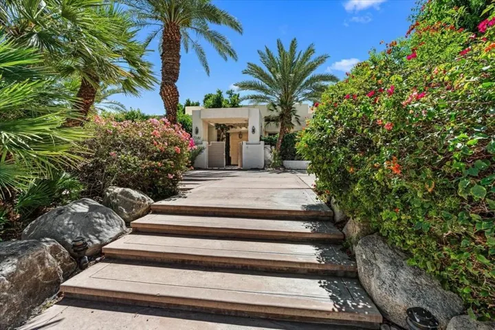 Step up to luxury!