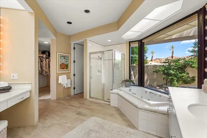 Garden tub