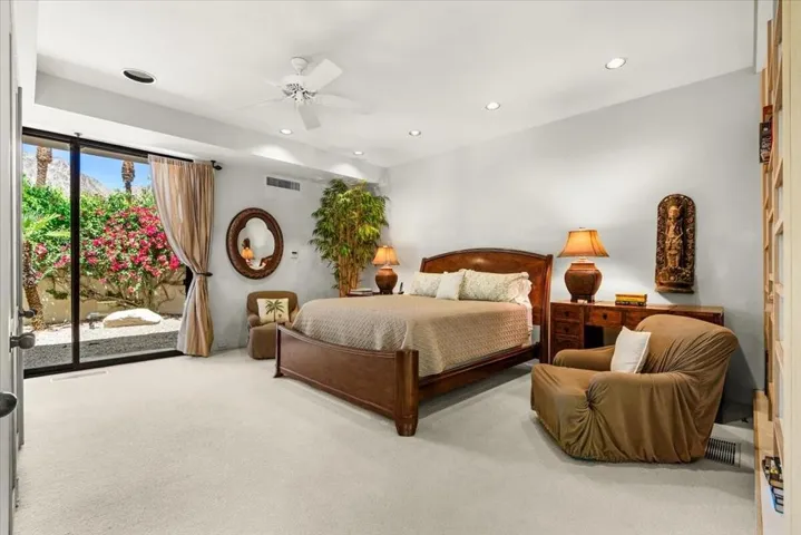 Guest room...