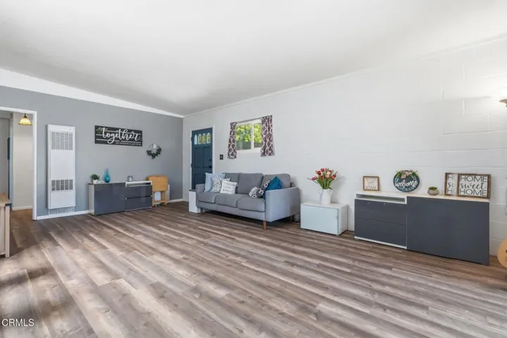 5-web-or-mls-ANG07345