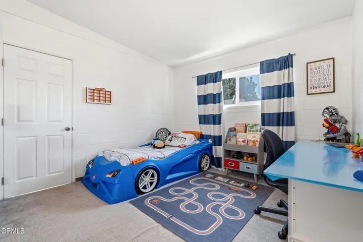 19-web-or-mls-ANG07460