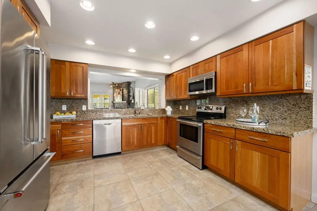 29-web-or-mls-LS_Lago_OPMG0426_029