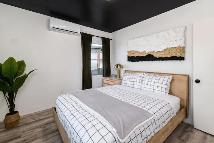 7967 Normal, La Mesa, California 91941