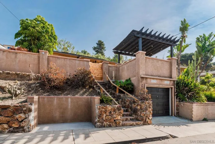 7967 Normal, La Mesa, California 91941