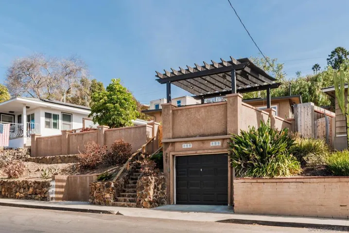 7967 Normal, La Mesa, California 91941