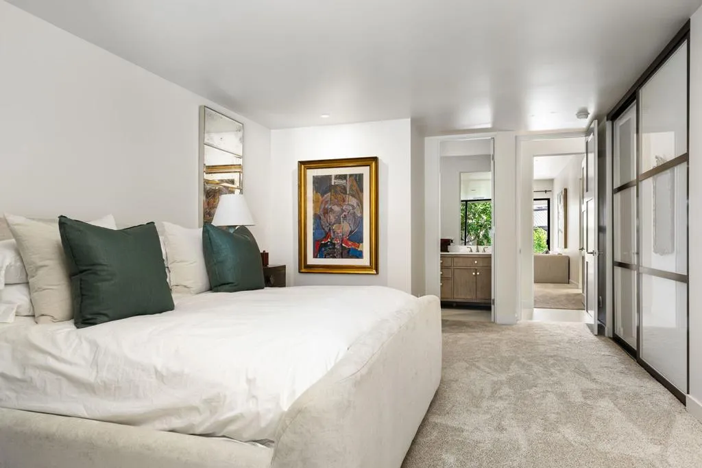 Reverse View of Guest Room 1