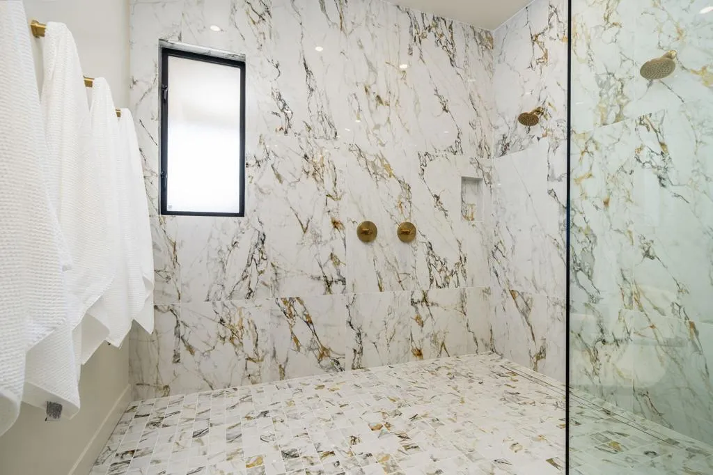 Walk in Shower