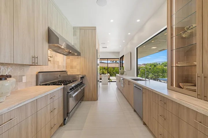 Kitchen and Breakfast Nook