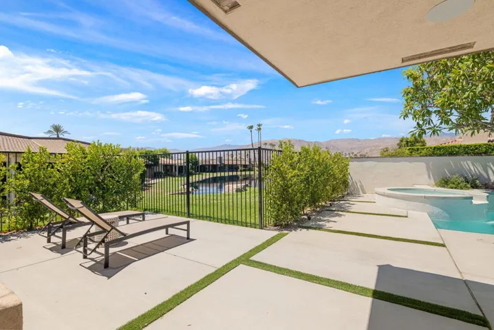 Patio w/ Mountain & Lake Views
