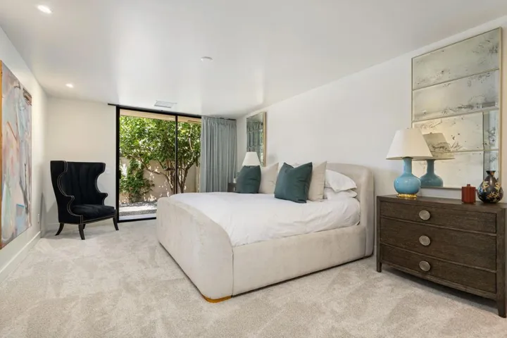 Guest Room 1