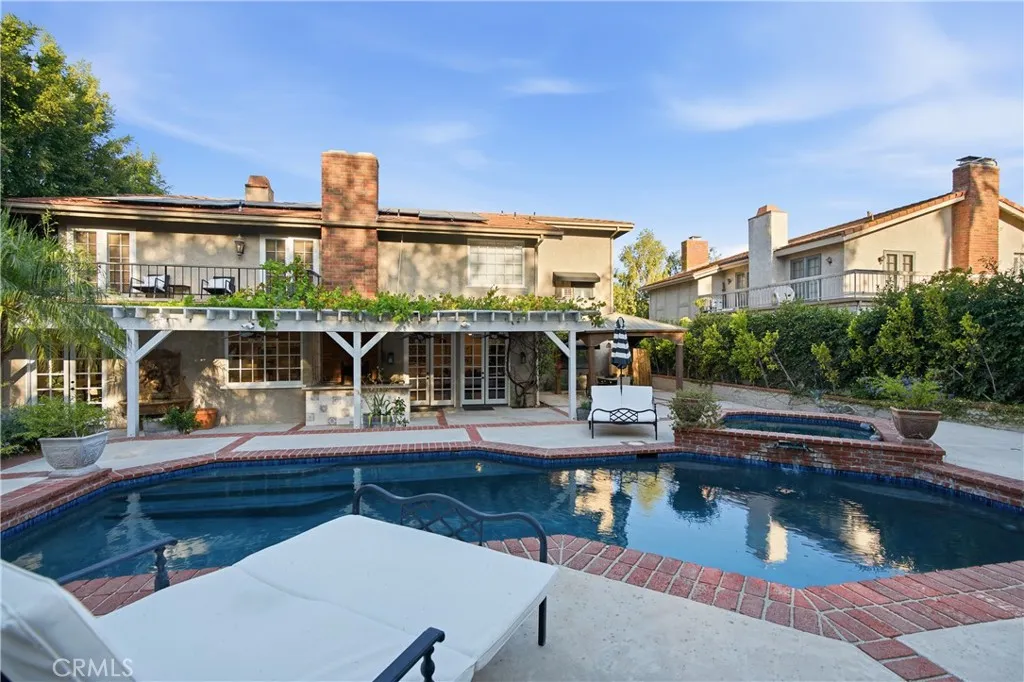4511 Dulcinea Court, Woodland Hills, California 91364 — photo 5