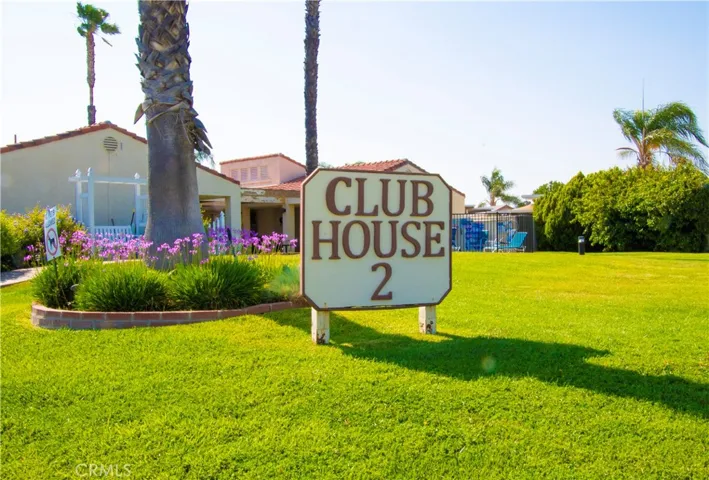 Club House 2