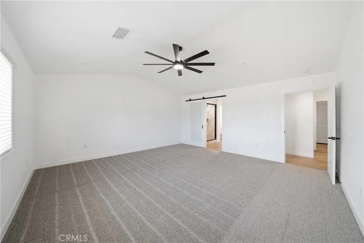 18090 Hinton, Hesperia, California 92345