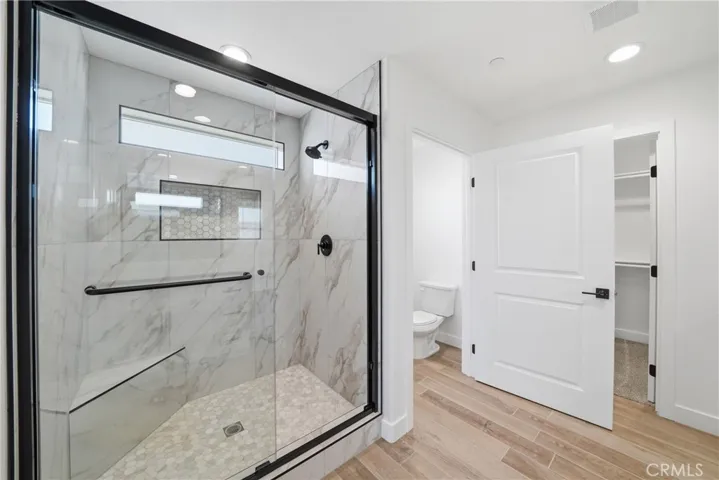 18090 Hinton, Hesperia, California 92345