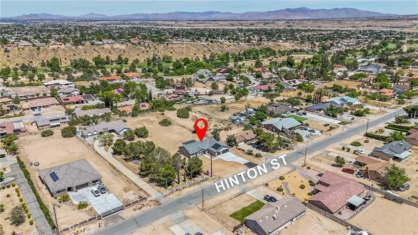 18090 Hinton, Hesperia, California 92345