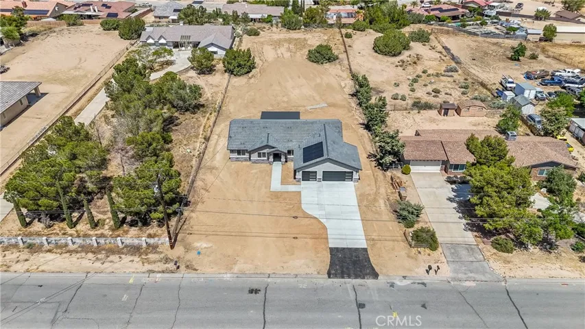 18090 Hinton, Hesperia, California 92345