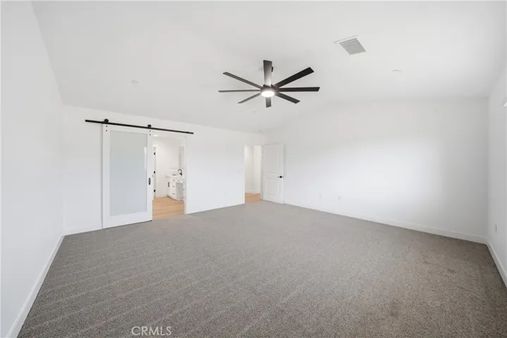 18090 Hinton, Hesperia, California 92345