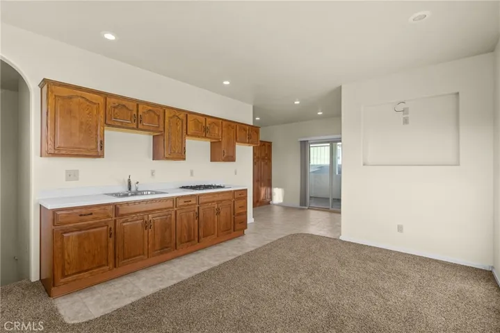 Additional Living/Cooking Area