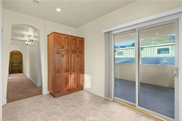 Additional Living/Cooking Area