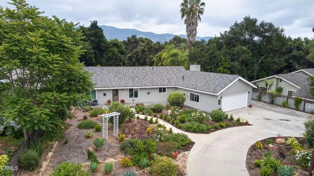 57-web-or-mls-UpmarketMedia-594SLa-Aer-0