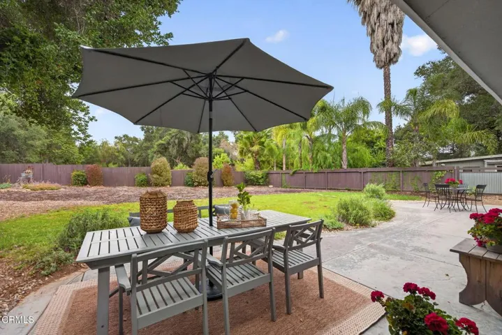 47-web-or-mls-UpmarketMedia-595SLa-061
