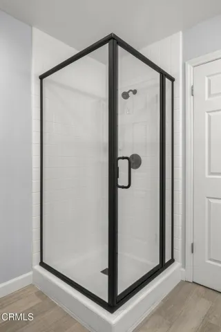 16-web-or-mls-Upmarketmedia_594LaL-63