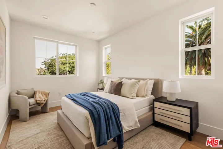 5109 Genesta Avenue, Encino, California 91316
