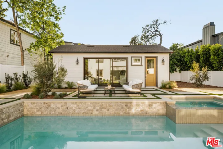 5109 Genesta Avenue, Encino, California 91316