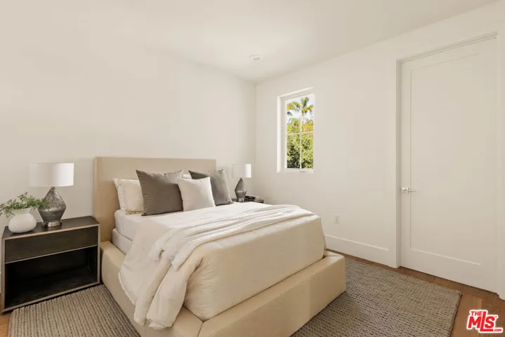 5109 Genesta Avenue, Encino, California 91316