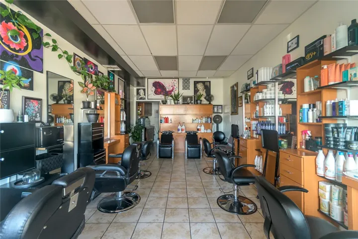Hair Salon Retail Unit