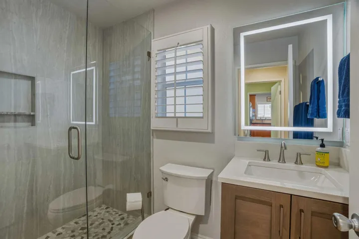 83202BroadmoorDr-37