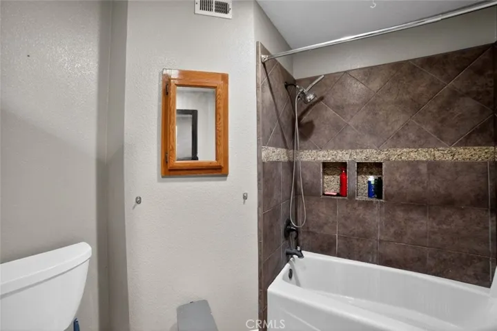 13610 Hidden Valley Road, Victorville, California 92395
