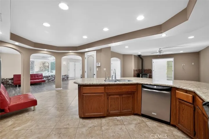 13610 Hidden Valley Road, Victorville, California 92395