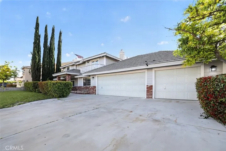 13610 Hidden Valley Road, Victorville, California 92395