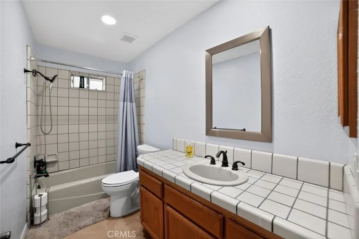 13610 Hidden Valley Road, Victorville, California 92395