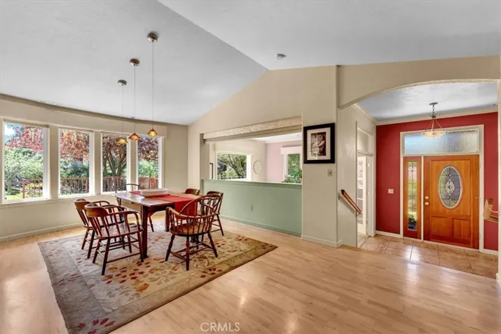 818 Deas, Mount Shasta, California 96067