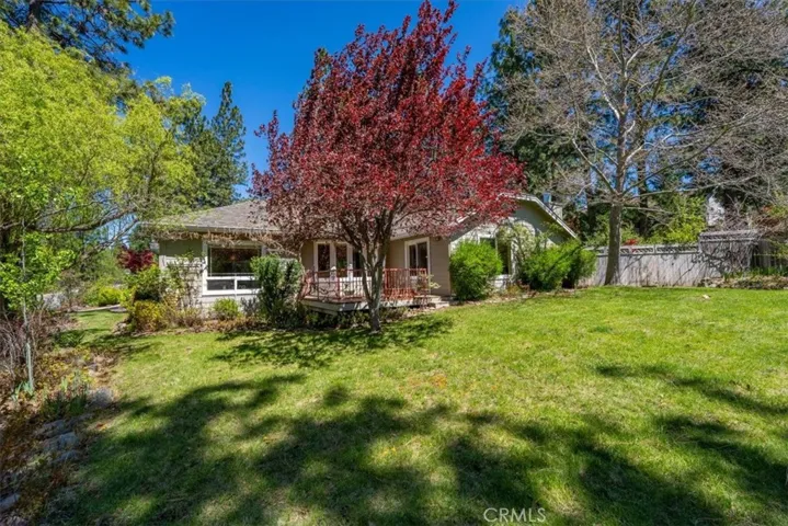 818 Deas, Mount Shasta, California 96067