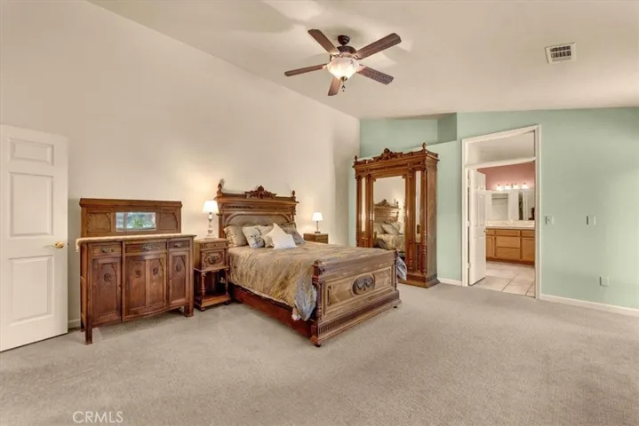 818 Deas, Mount Shasta, California 96067
