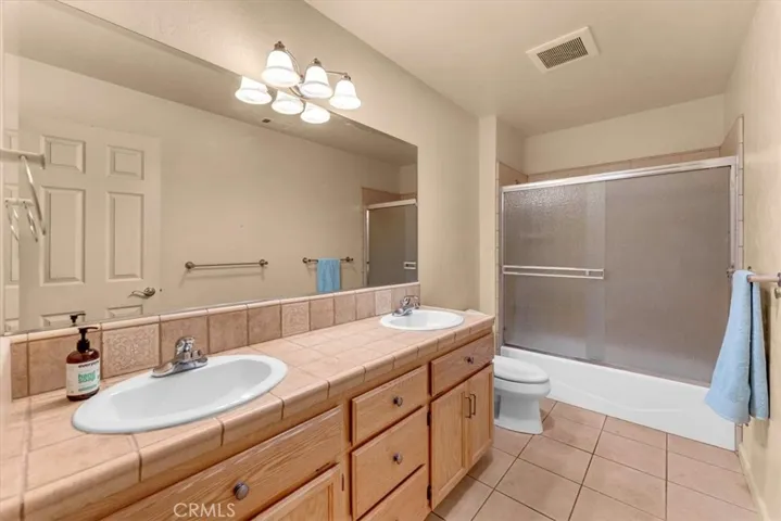 818 Deas, Mount Shasta, California 96067