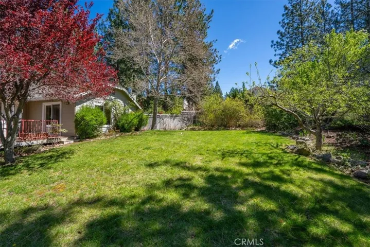 818 Deas, Mount Shasta, California 96067