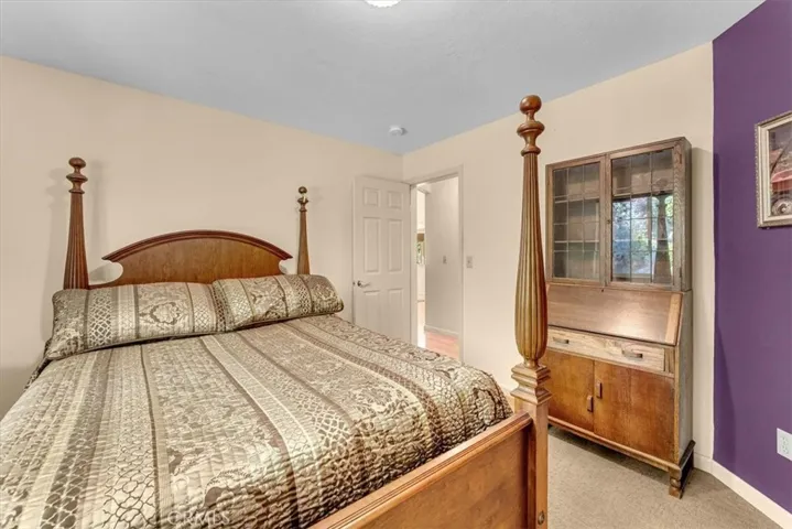 818 Deas, Mount Shasta, California 96067