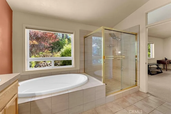 818 Deas, Mount Shasta, California 96067