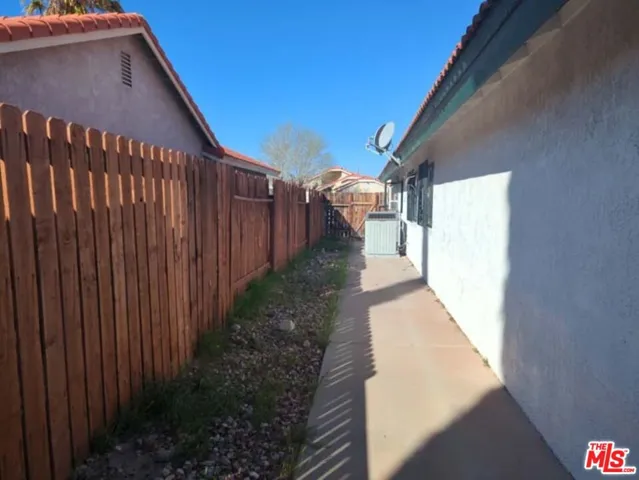 37058 Waterman Avenue, Palmdale, California 93550
