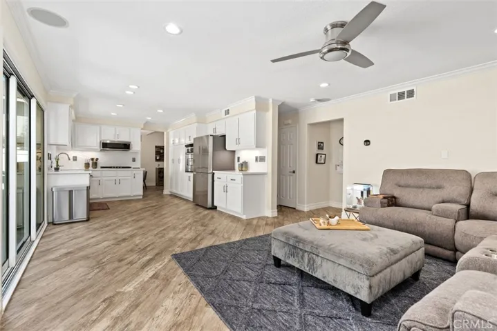 23 Apache, Trabuco Canyon, California 92679