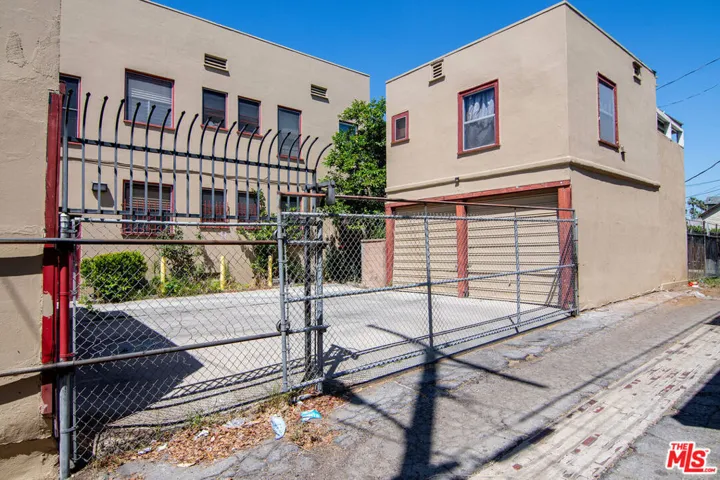 2375 W 12th Street, Los Angeles, California 90006